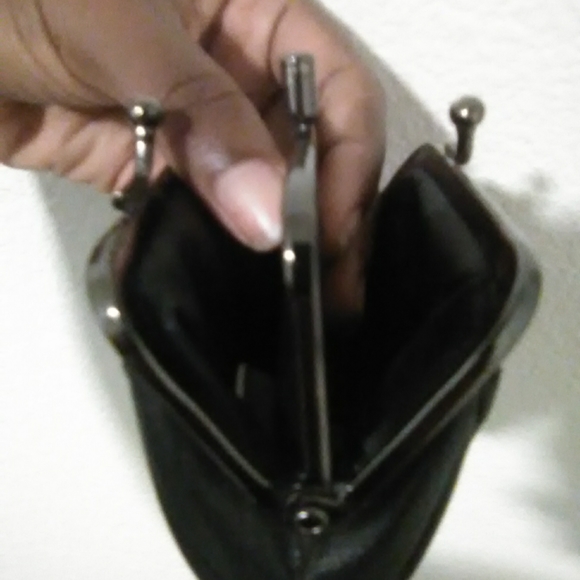 Wallet - Picture 3 of 5